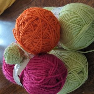 Plymouth Yarn - Worsted Weight Yarn